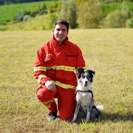 Hundeführer: Marc mit Happy